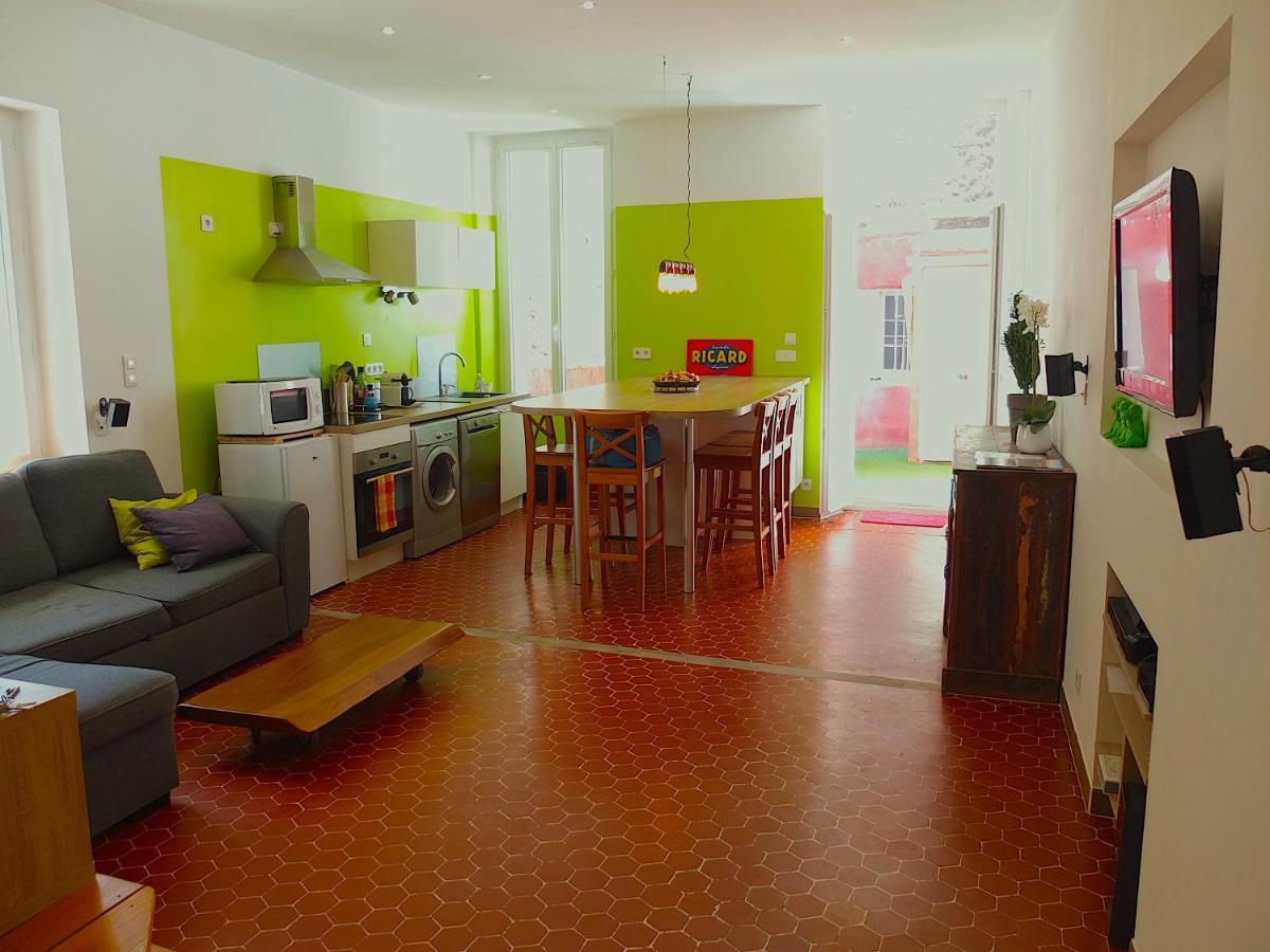 Apartamento Loft Provencal Salernes Exterior foto
